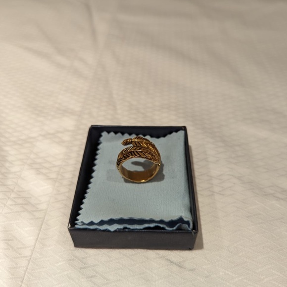 Brass Coloured Stainless Steel Feather Ring - Picture 3 of 4